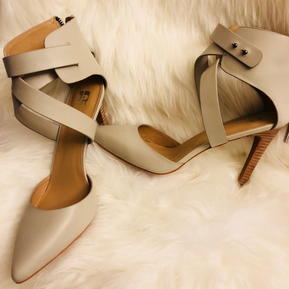 Joes Jeans Pete sexy gray heels